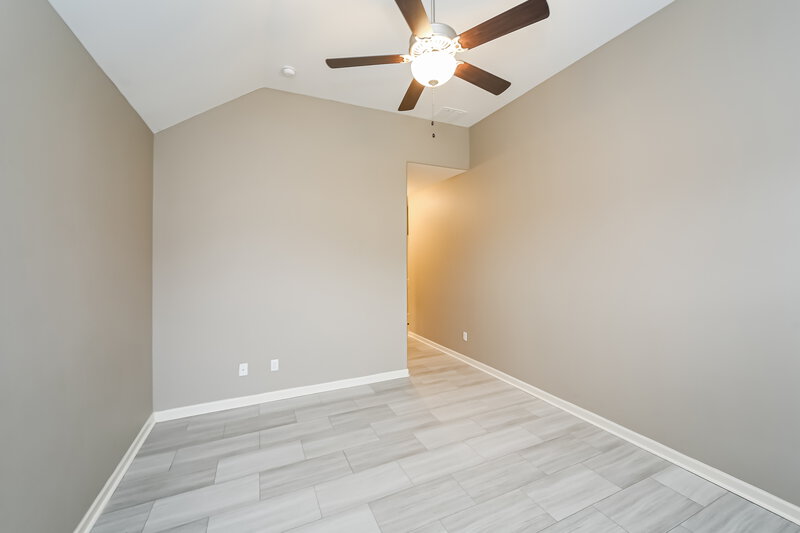 2,085/Mo, 155 Hidden Meadows Ln Oakland, TN 38060 Main Bedroom View 2