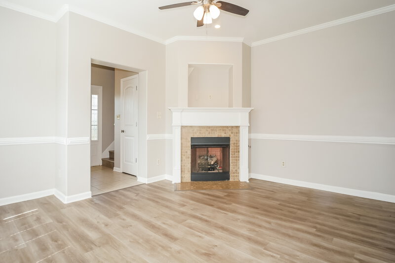 1,795/Mo, 275 Birch Springs Cv Oakland, TN 38060 Living Room View