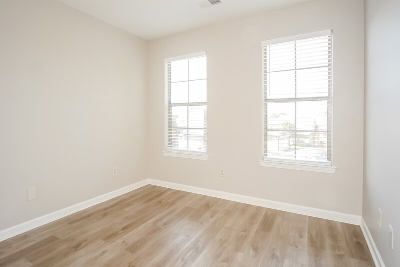 1,795/Mo, 275 Birch Springs Cv Oakland, TN 38060 Bedroom View