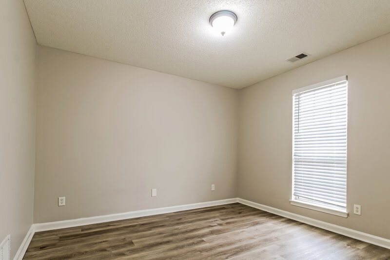 1,815/Mo, 5542 Kings Retreat Drive E Horn Lake, MS 38637 Bedroom View