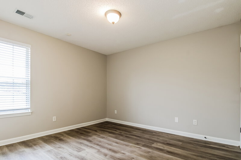 1,815/Mo, 5542 Kings Retreat Drive E Horn Lake, MS 38637 Bedroom View 2