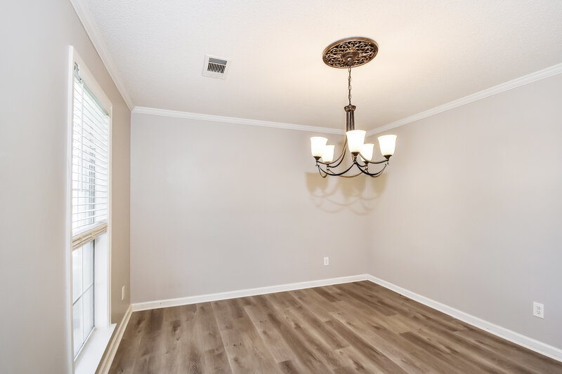 1,630/Mo, 752 N Ericson Rd Cordova, TN 38018 Dining Room View