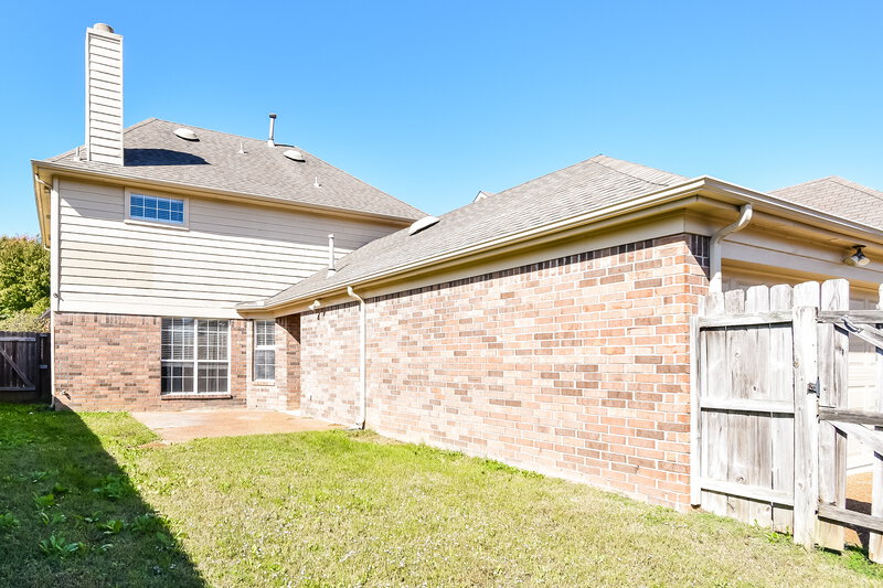 1,630/Mo, 752 N Ericson Rd Cordova, TN 38018 Rear View 2