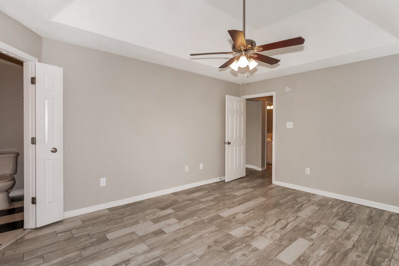 1,870/Mo, 12923 Fox Ridge Ln Olive Branch, MS 38654 Main Bedroom View 2