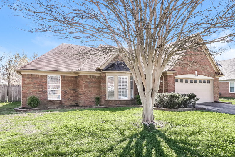 1,935/Mo, 6665 Millgrove Park Dr Bartlett, TN 38135 Front View