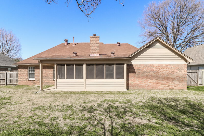 1,935/Mo, 6665 Millgrove Park Dr Bartlett, TN 38135 Rear View 2