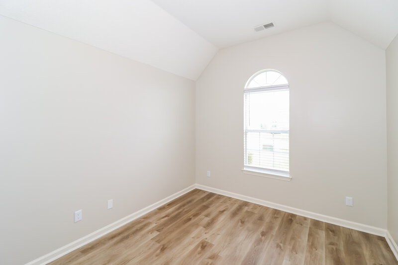 1,950/Mo, 9992 Cameron Ridge Trl Cordova, TN 38016 Bedroom View 2