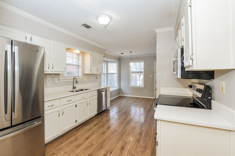 1,740/Mo, 2219 Lake Hill Ct Cordova, TN 38016 Kitchen View