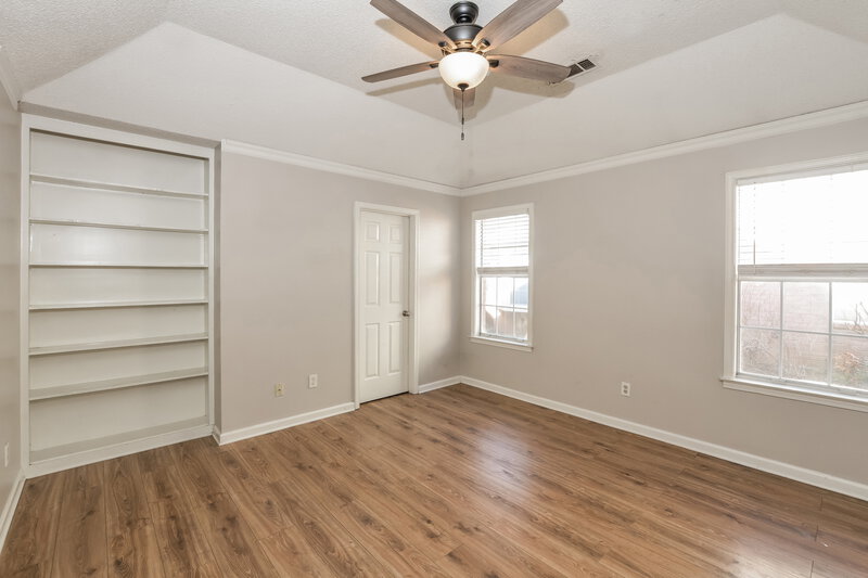 1,740/Mo, 2219 Lake Hill Ct Cordova, TN 38016 Main Bedroom View