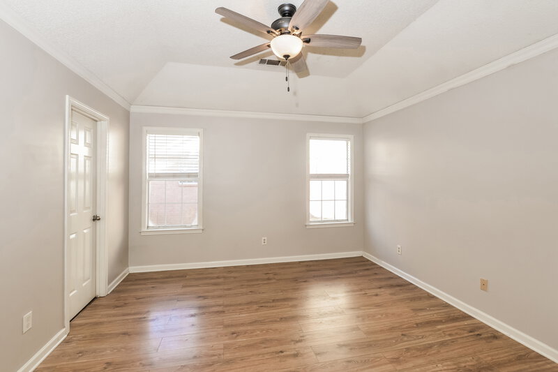 1,740/Mo, 2219 Lake Hill Ct Cordova, TN 38016 Main Bedroom View 2