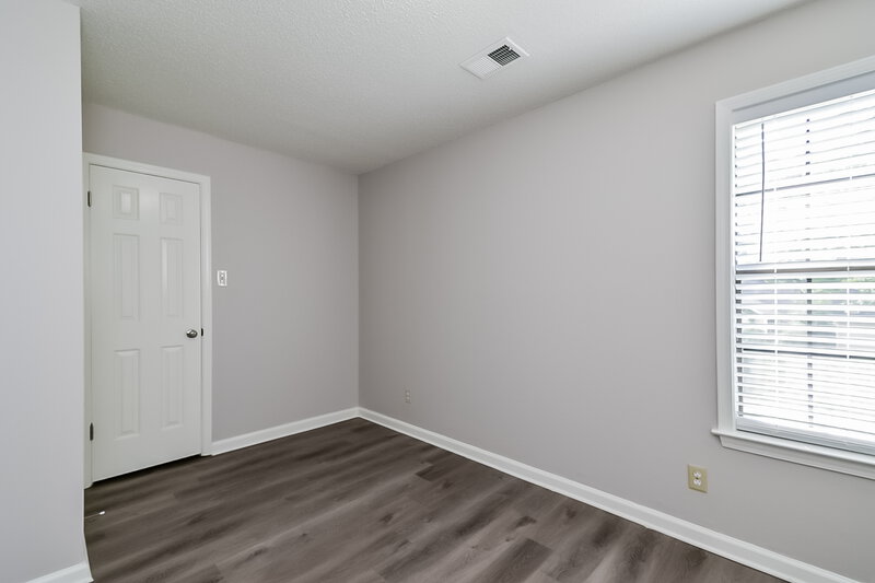 1,665/Mo, 7633 Holly Glen Cv Memphis, TN 38133 Bedroom View 2