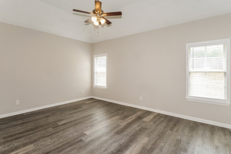 2,025/Mo, 1043 Averett Cv Cordova, TN 38018 Main Bedroom View