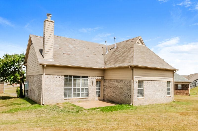 2,025/Mo, 1043 Averett Cv Cordova, TN 38018 Rear View 2