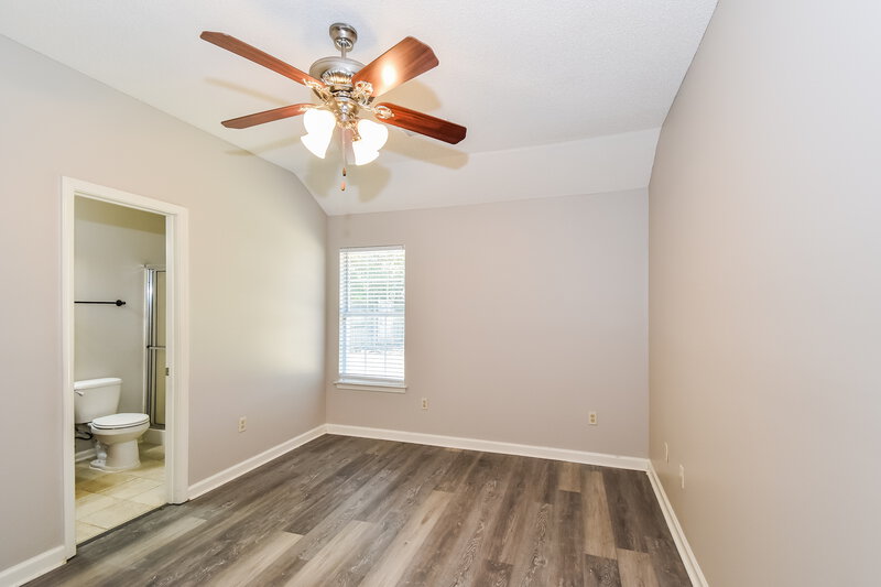 1,845/Mo, 9886 Allen Pkwy S Olive Branch, MS 38654 Main Bedroom View 2
