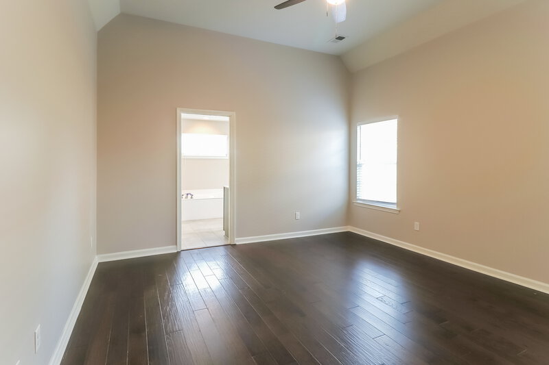2,140/Mo, 3358 Magnolia Ridge Dr Hernando, MS 38632 Main Bedroom View