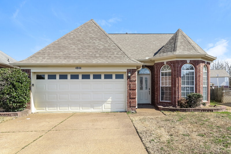 1,985/Mo, 4844 Pine Forrest Dr Memphis, TN 38125 External View