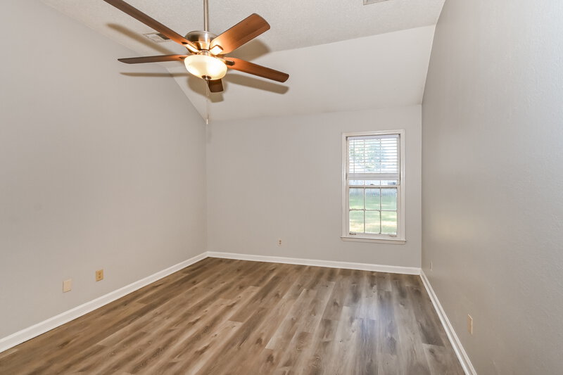 1,860/Mo, 6898 Water Point Cv E Memphis, TN 38141 Main Bedroom View