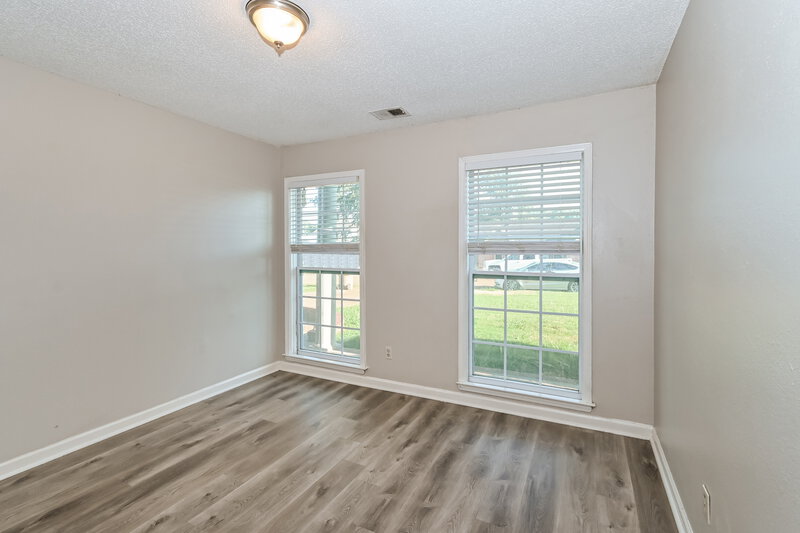 1,860/Mo, 6898 Water Point Cv E Memphis, TN 38141 Bedroom View