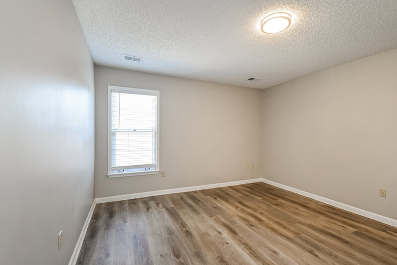 1,910/Mo, 4760 Harvest Knoll Cv Memphis, TN 38125 Bedroom View 2