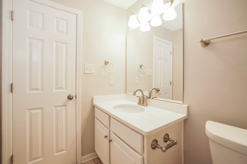 1,855/Mo, 4882 Graham Lake Dr Olive Branch, MS 38654 Bathroom View