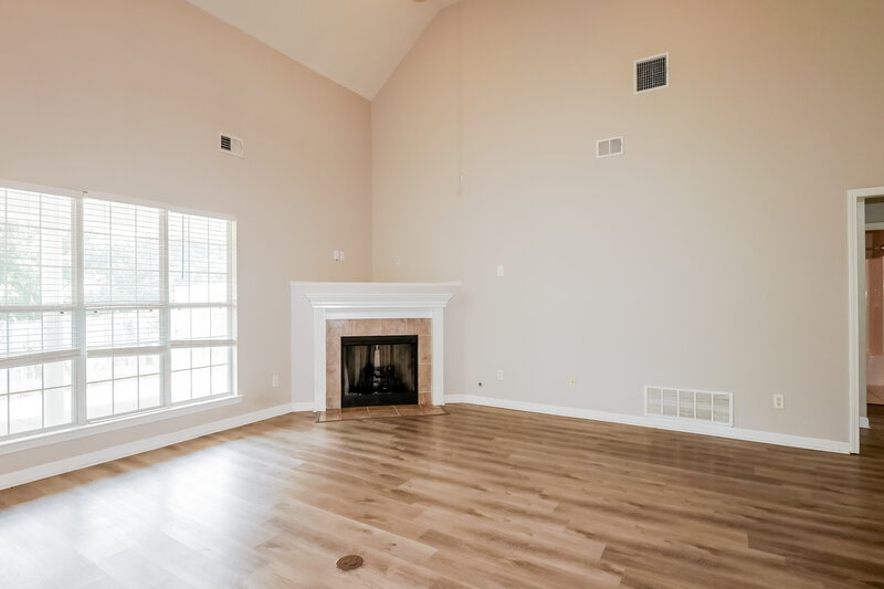 2,135/Mo, 11662 Underwood Dr Arlington, TN 38002 Living Room View