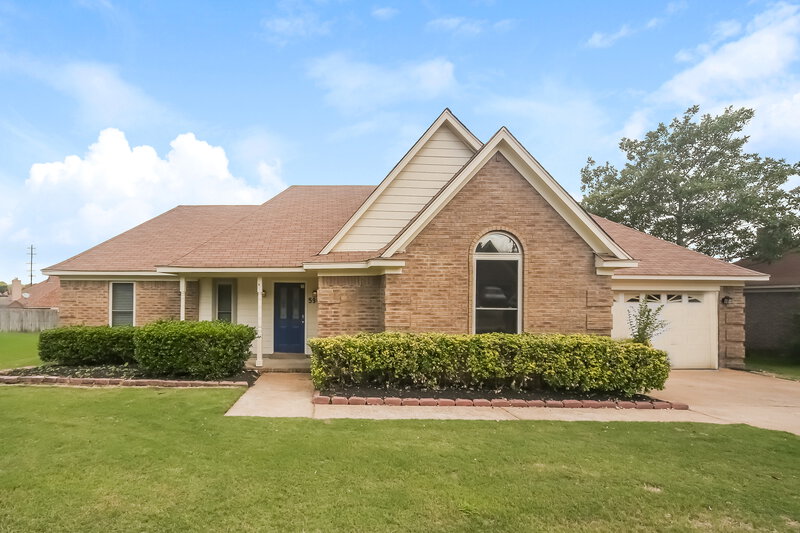 1,990/Mo, 5966 Blocker St Olive Branch, MS 38654 External View