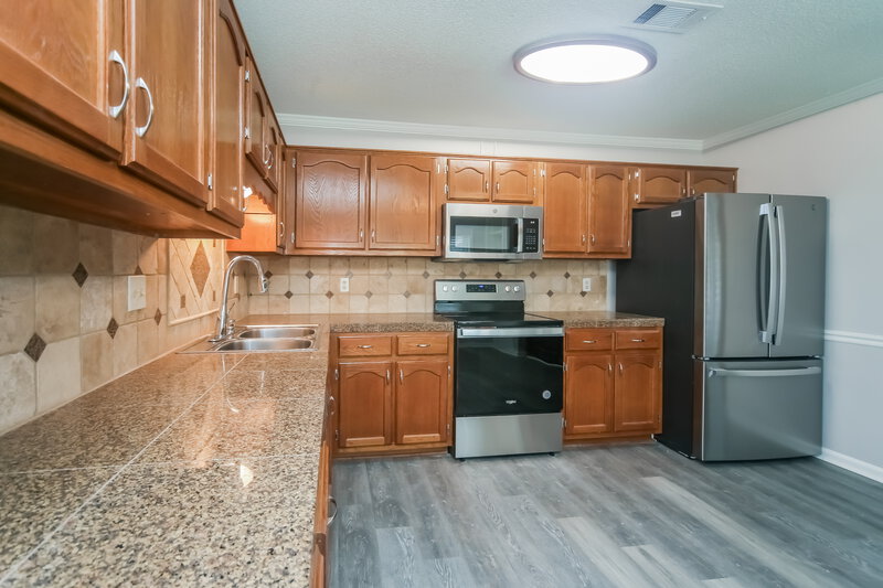 1,990/Mo, 5966 Blocker St Olive Branch, MS 38654 Kitchen View 2