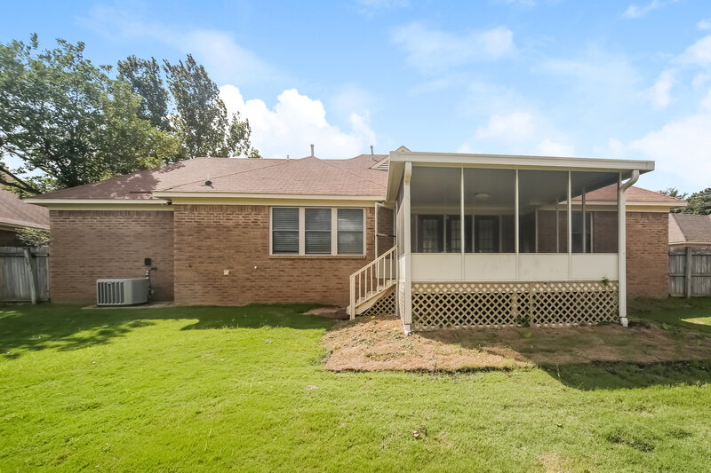 1,990/Mo, 5966 Blocker St Olive Branch, MS 38654 Rear View 2