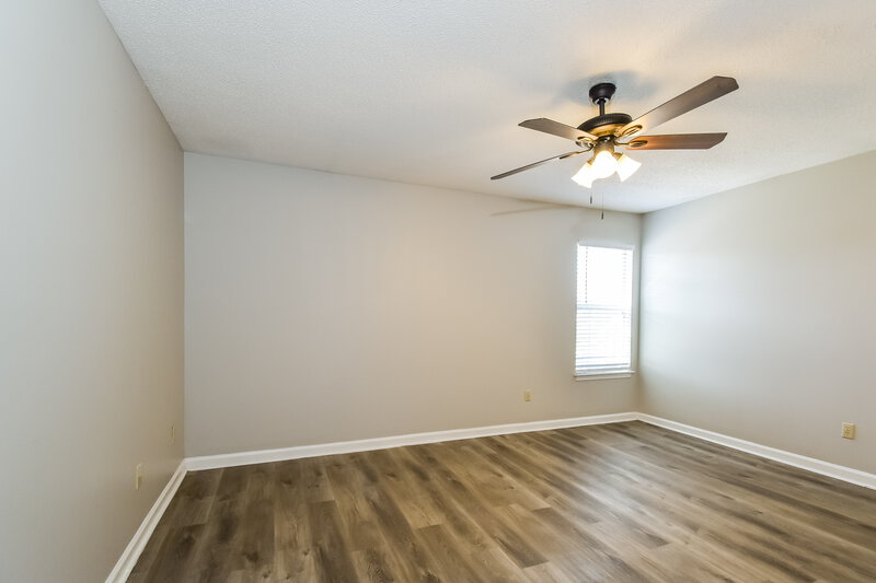 1,640/Mo, 4127 Lake Cross Dr Memphis, TN 38125 Main Bedroom View