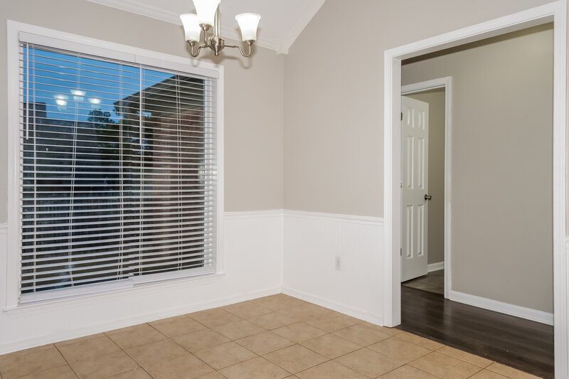 1,825/Mo, 7658 Shadow Hills Dr Bartlett, TN 38002 Breakfast Nook View