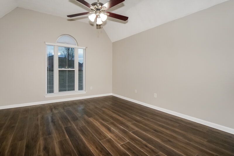 1,825/Mo, 7658 Shadow Hills Dr Bartlett, TN 38002 Main Bedroom View