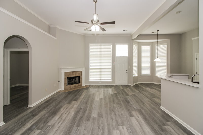 1,995/Mo, 9885 Oldham Dr Cordova, TN 38016 Living Room View