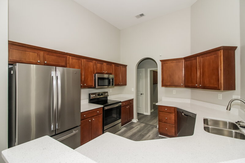 1,995/Mo, 9885 Oldham Dr Cordova, TN 38016 Kitchen View 2