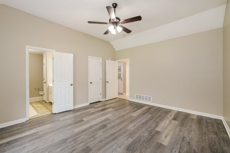 1,795/Mo, 2378 Kindlewood Dr Southaven, MS 38672 Main Bedroom View