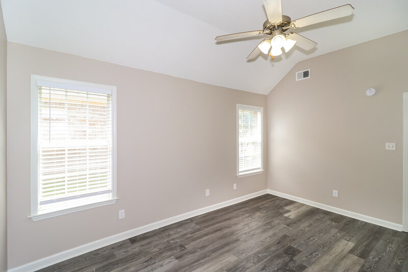 1,870/Mo, 5746 Oakley Dr Olive Branch, MS 38654 Main Bedroom View 2