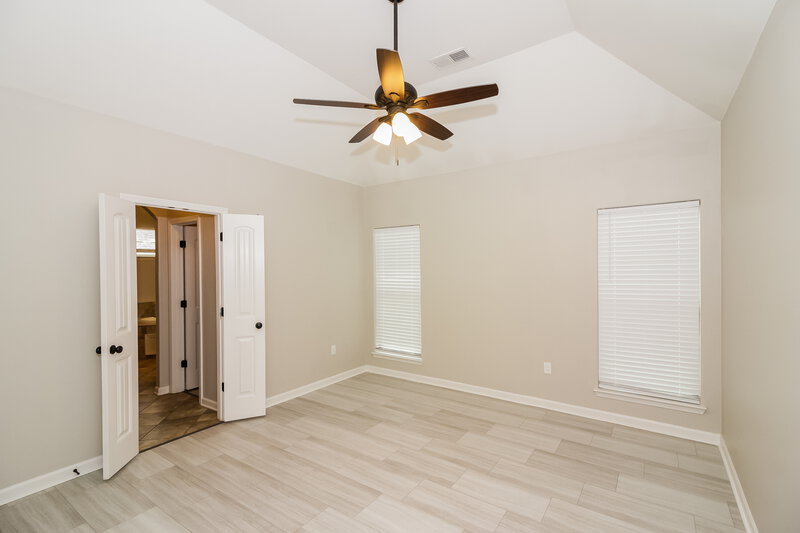 1,955/Mo, 140 Hidden Meadows Ln Oakland, TN 38060 Main Bedroom View 2