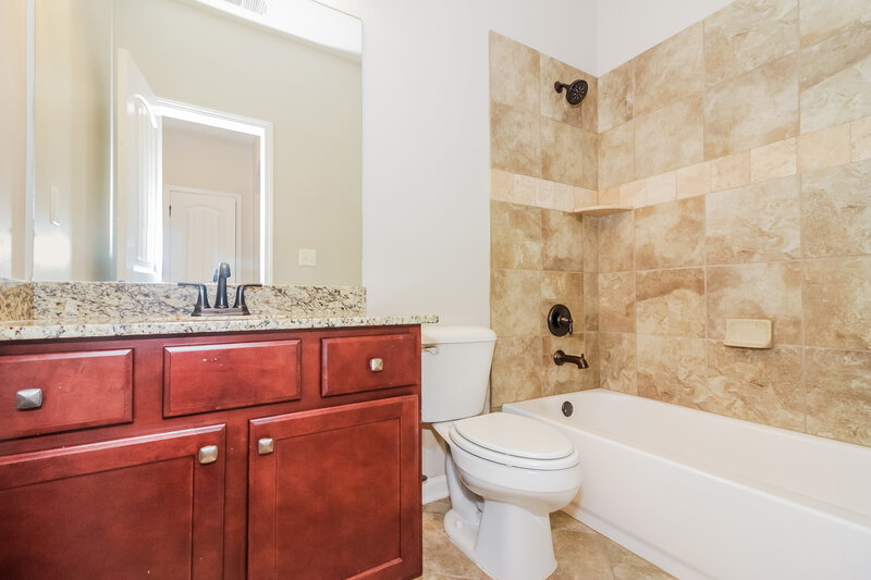 1,955/Mo, 140 Hidden Meadows Ln Oakland, TN 38060 Bathroom View