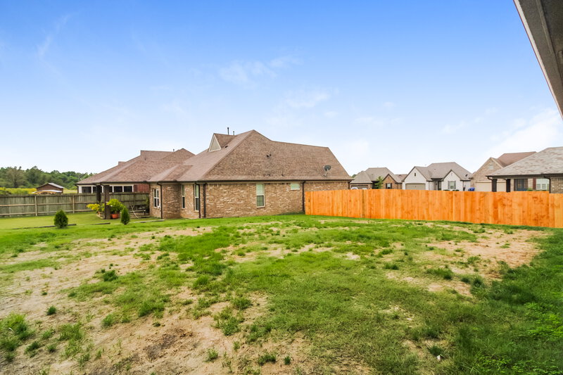 1,955/Mo, 140 Hidden Meadows Ln Oakland, TN 38060 Rear View