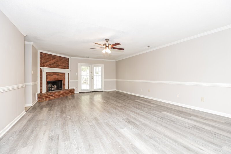 1,975/Mo, 1671 Hunters Rest Ln Cordova, TN 38016 Living Room View