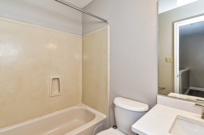 1,870/Mo, 8419 Duval Ave Cordova, TN 38016 Bathroom View