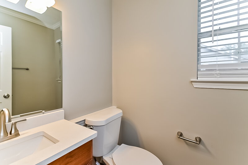 1,870/Mo, 8419 Duval Ave Cordova, TN 38016 Bathroom View 3