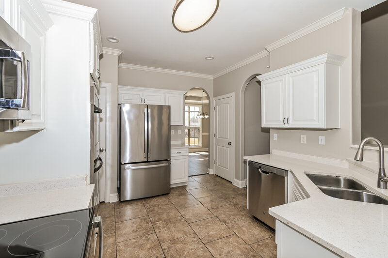 3,060/Mo, 9564 Trenton Trl Olive Branch, MS 38654 Kitchen View 2
