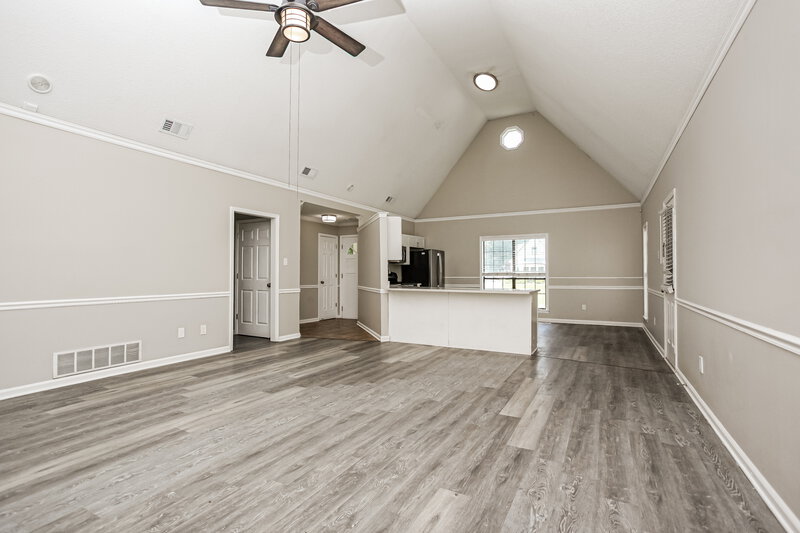 2,415/Mo, 4178 Star Landing Rd E Nesbit, MS 38651 Living Room View 2