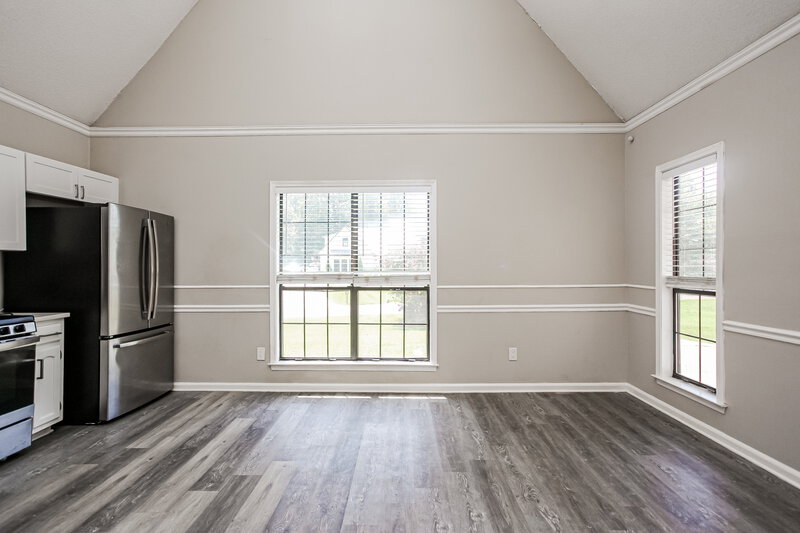 2,415/Mo, 4178 Star Landing Rd E Nesbit, MS 38651 Living Room View 3