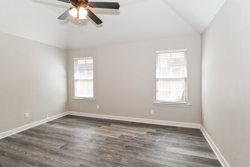 2,315/Mo, 1405 Switzer Cv Southaven, MS 38671 Main Bedroom View