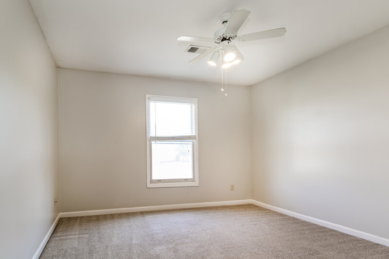 1,970/Mo, 9089 Hearth Stone Cv Memphis, TN 38016 Bedroom View 2