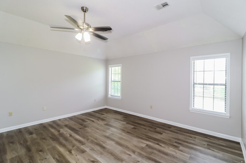 2,325/Mo, 57 S Sanga Rd Cordova, TN 38018 Main Bedroom View
