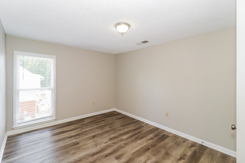2,300/Mo, 8631 Debbie Kay Ln Cordova, TN 38018 Bedroom View 2