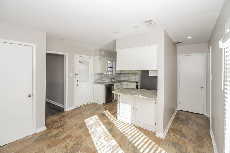 1,870/Mo, 7231 Lamesa Ln Bartlett, TN 38133 Breakfast Nook View