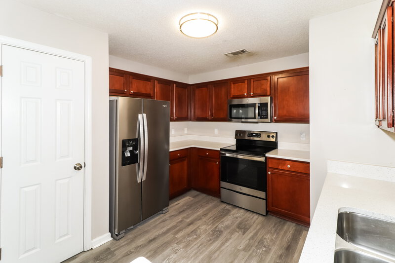 1,705/Mo, 9996 Houston Birch Dr Cordova, TN 38016 Kitchen View